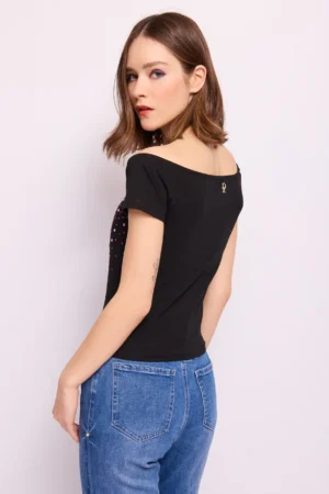 Camiseta negra de algodón con pedrería