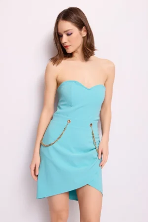 Minivestido con cadenas